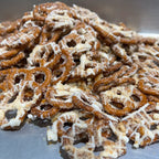Frosted Apple Crumble White Chocolate Pretzels
