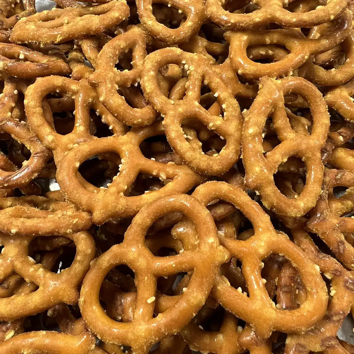 TOKYO HEAT SEASONED PRETZELS